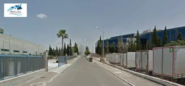 Venta de Nave Industrial en Antequera — 2