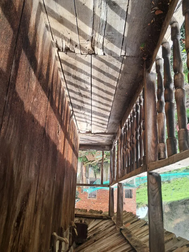 CASA DE PIEDRA EN ZONA RURAL — 23