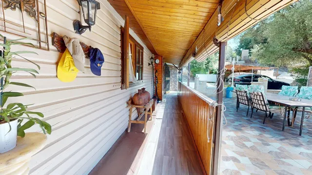 Parcela de más de 1.500 m2 con casa de madera y vistas despejadas en Cuevas Bajas, (Almodóvar del Río) — 13