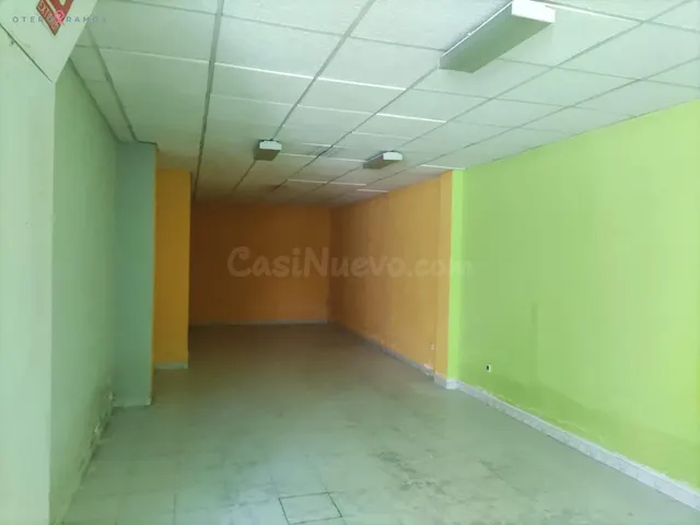 SE VENDE LOCAL COMERCIAL EN RÚA PELAMIOS, SANTIAGO DE COMPOS - foto 4