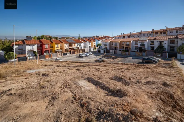 OPORTUNIDAD: SOLAR RESIDENCIAL EN EL CINTURÓN METROPOLITANO DE GRANADA, EN OTURA — 29