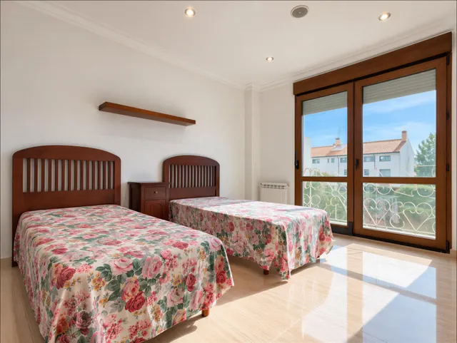 ESPECTACULAR CASA A LA VENTA EN ALBALAT DELS SORELLS — 48