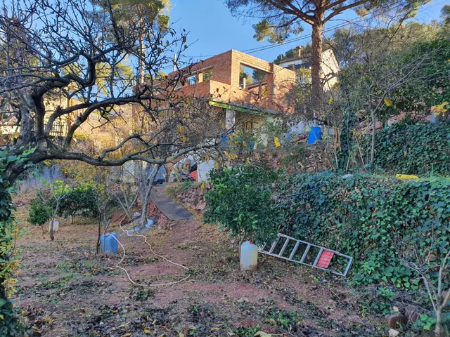 TERRENO URBANO EN VENTA EN URB CAN TAIO DE 1.048 M2 — 25
