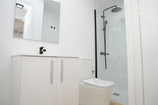 Bungalow en planta baja con licencia turística, piscina – ¡ideal para inversión! — 14