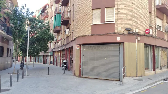 Parking 12m² en alquiler - Barcelona — 2