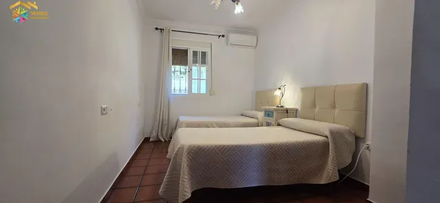 Casa de campo con piscina, privacidad y espectaculares vistas a la Sierra — 41