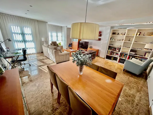 IMPRESIONANTE VIVIENDA REFORMADA DE DISEÑO EN PLENO PATRAIX  - foto 2
