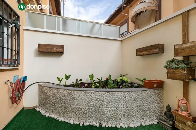 ¡Tu nuevo hogar te espera en Churriana de la Vega! Casa adosada con patio, garaje y futura parada de metro a pocos pasos. — 31