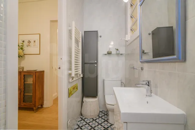 Vivienda con balcón y ascensor en pleno corazón del Gòtic — 46