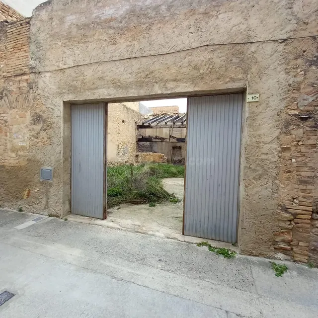 Parcela urbana en Jesús, Tortosa - foto 2