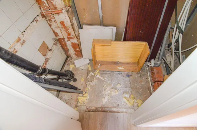Urbis te ofrece un piso y estudio en venta en zona Salas Bajas, Salamanca. — 29