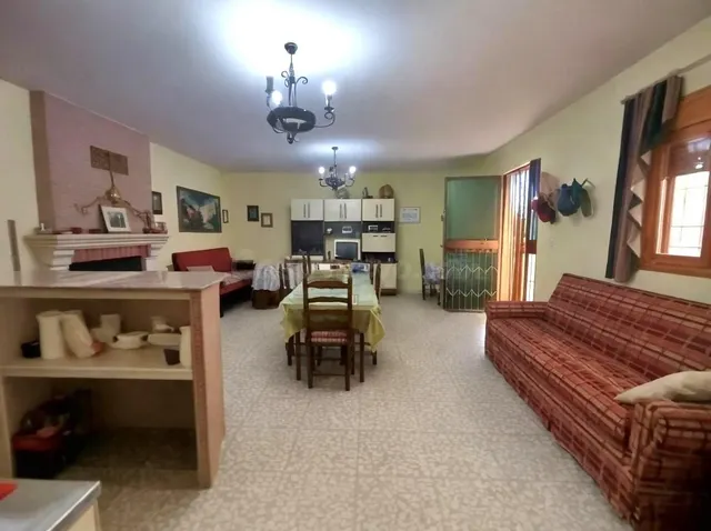 Casa rural con piscina cubierta, zonas deportivas y múltiple - foto 5