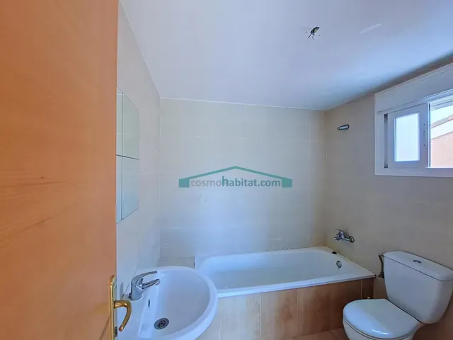 Chalet con jardín, 4 dormitorios y sótano independiente en Alfara de la Baronía — 29