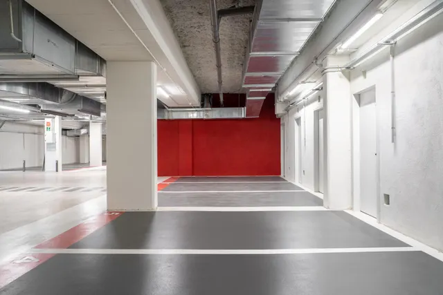 Parking 25m² en alquiler - Zona Avinguda Barcelona — 17