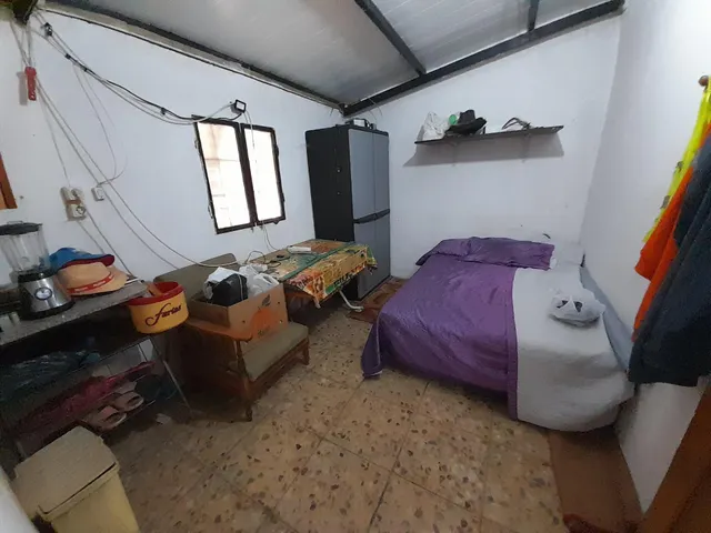 FINCA RUSTICA CON CASA DE APEROS EN CASTROPODAME — 7