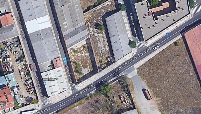SOLAR EN PUENTE LADRILLO — 2
