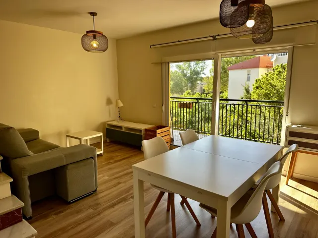 Duplex con apartamento independiente y patio privado en Málaga — 4