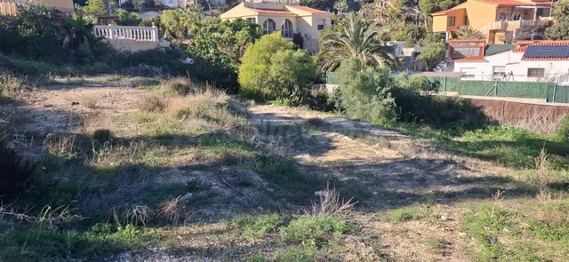 Solar urbano a escasos metros del mar en El Campello, Coveta - foto 3