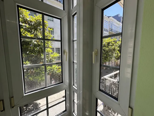 Primera Planta en Venta en Calle de la Reina — 35
