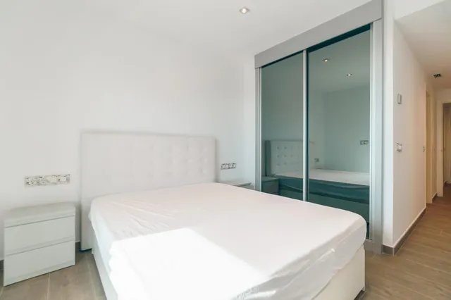 Apartamento 3 habitaciones 183m² en venta - Casco Antiguo — 35