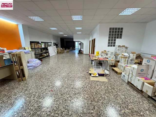 VENTA  DE LOCAL COMERCIAL EN BENIFAIO (VALENCIA) — 7