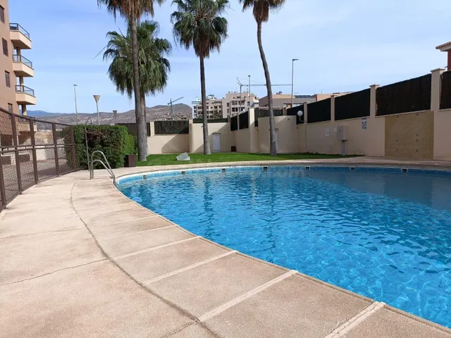 Se Alquila Piso en Aguadulce - foto 2