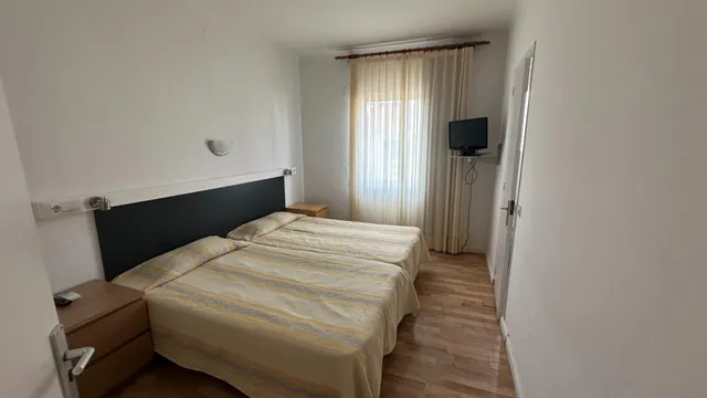 HOSTAL EN 1º LINEA DE MAR — 20