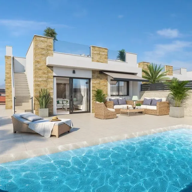 Villas de Obra Nueva con Piscina Privada en Oasis de la Mari - foto 2