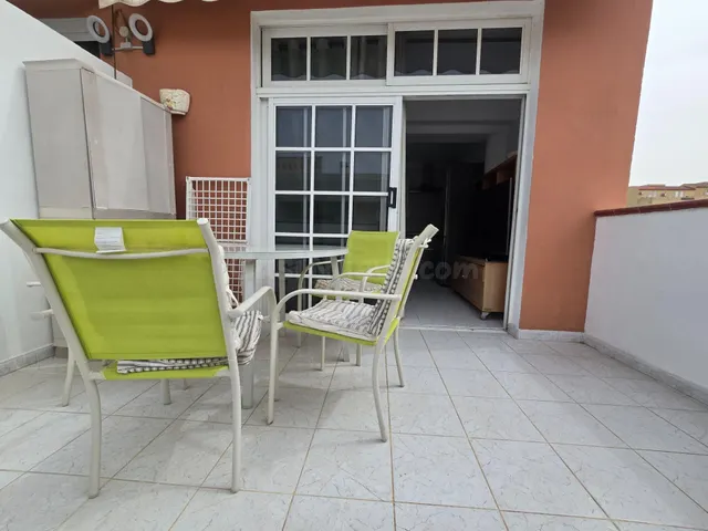 Apartamento de 2 Dormitorios en Alquiler – Arguineguín, Sur  - foto 2