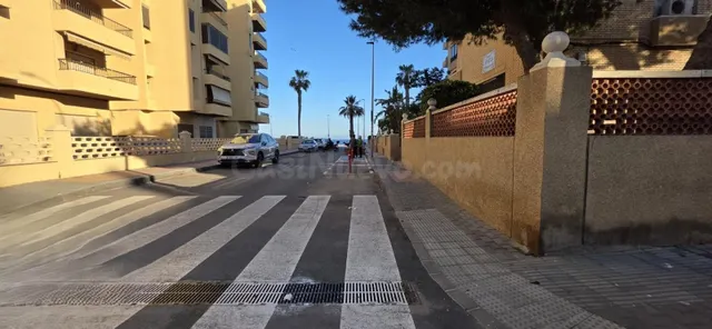 ¡Oportunidad Única! Local Comercial en Águilas con Terraza Privativa — 5