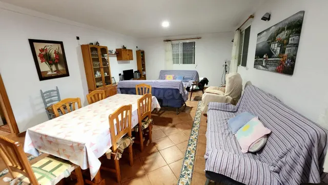 Chalet con dos casas en Sax - foto 4