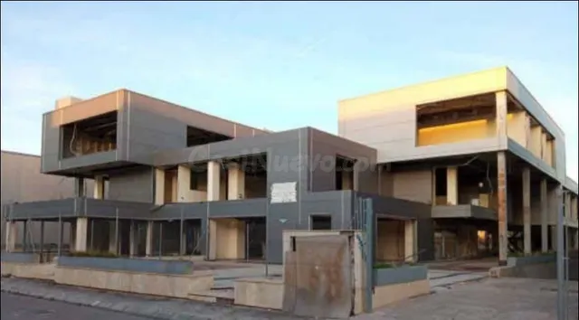 Nave industrial 739m² en venta - Les Boqueres-Zona norte - foto 3