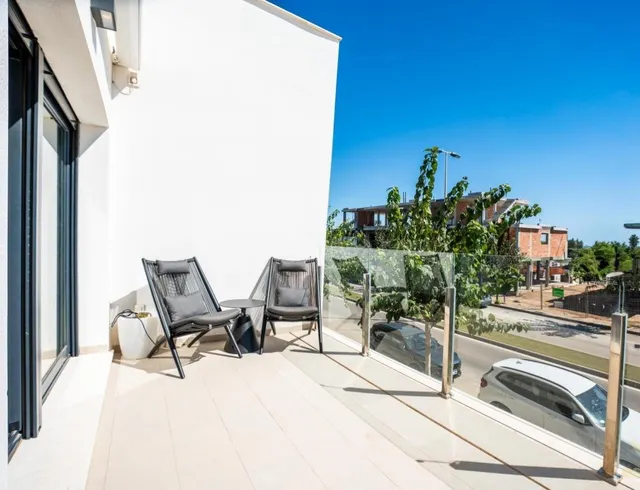 Exclusivo apartamento seminuevo a 250 metros de la Playa de  - foto 4