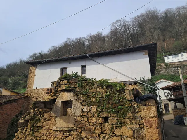 CASA DE PIEDRA EN ZONA RURAL — 9