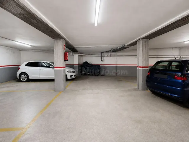 Venta de 2 plazas de parking juntas en Calle Gaudí, 41 – Man - foto 4