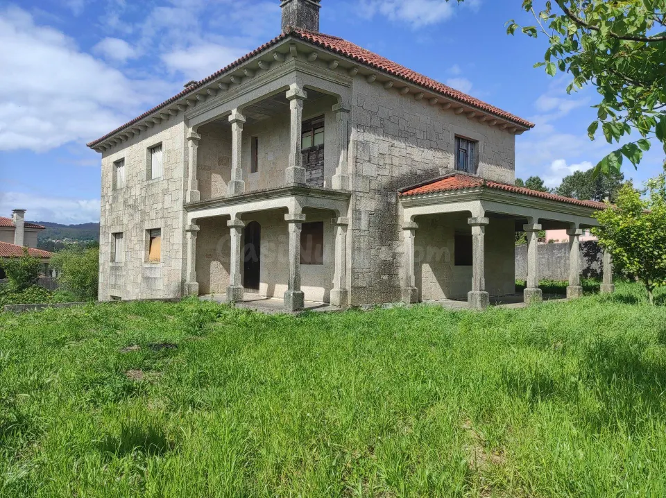 CHALET EN construcción EN VENTA