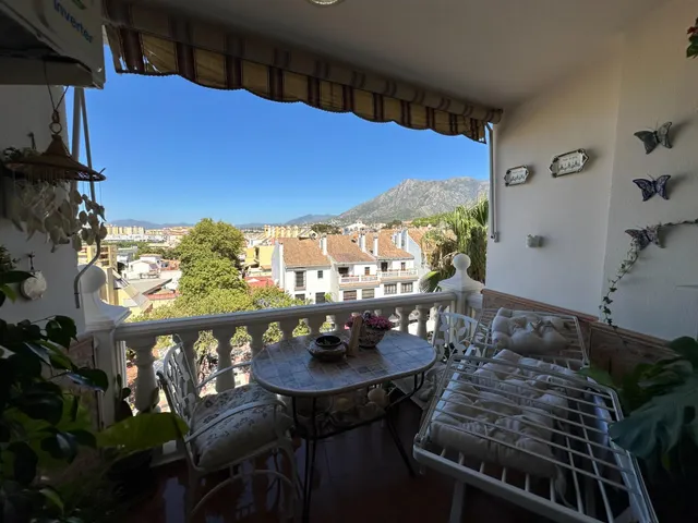 Amplio Piso de 140 m2 en Marbella con Garaje, Trastero y Terraza — 6