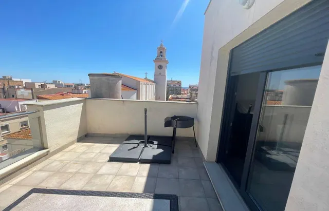 BONITA CASA EN PUEBLO MARINERO, CON ENCANTO — 3