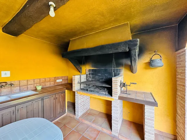 CALONGE: CHALET CON LICENCIA TURÍSTICA, GARAJE, JARDÍN Y PISCINA. ZONA MAS AMBRÓS - VIZC. CABANYES. — 20