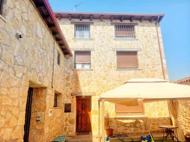Casa-Chalet en Venta en Oquillas Burgos — 2