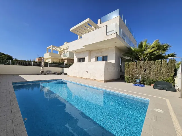Villa 5 habitaciones 306m² en venta - La Zenia - foto 2