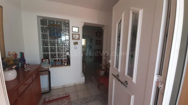 Chalet independiente de 3 dormitorios, terraza en las Marina - foto 4
