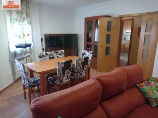 ACOGEDORA VIVIENDA UNIFAMILIAR EN VENTA EN VALDEGANGA — 2