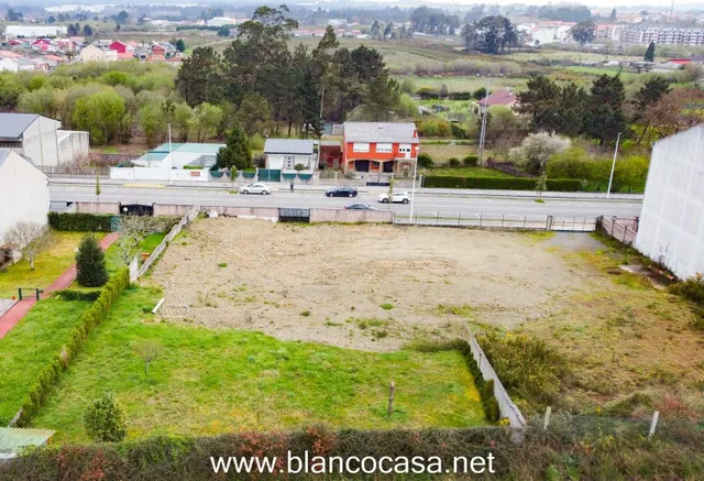 "¡Ubicación Privilegiada! Solar Urbano de 1474 m2 en Avenida - foto 3