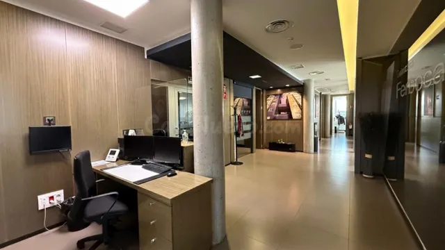 Oficina 1700m² en alquiler - Villaviciosa de Odón — 4