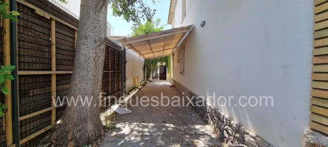 ¡FINQUES BAIXADOR PRESENTA ESTA CASA A 4 VIENTOS EN LA PLAYA! — 37
