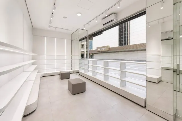 Local comercial en alquiler en pleno centro – Disponible desde el 1 de septiembre — 6