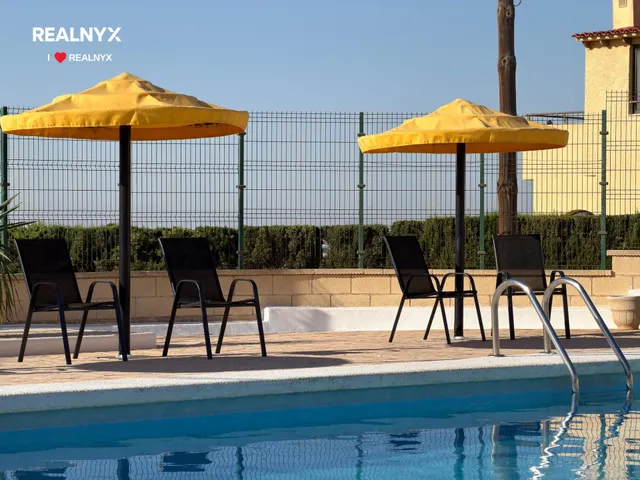 Torreblanca! Encantador bungalow reformado con 2 terrazas, en urbanización exclusiva con 2 piscinas comunitarias — 8
