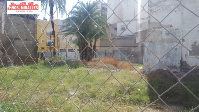¡¡ INTERESANTE SOLAR EN VENTA IDEAL PARA EDIFICAR COMO INVER - foto 2