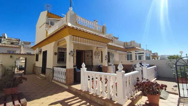Casa 3 habitaciones en venta - La Zenia — 9